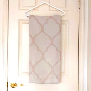 NWOT. Moroccan Tile Printed Curtains, Light Filtering, Medium Thickness 2 Panels